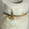Deko-Objekt Beton-Sack als Vase mit Kordel
