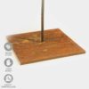 verrosteter Eisen-Pin einer Holz-Skulptur
