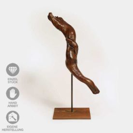 Geölte, lackierte Holz-Skulptur "Elefanten-Gruß" mit Eisen-Pin