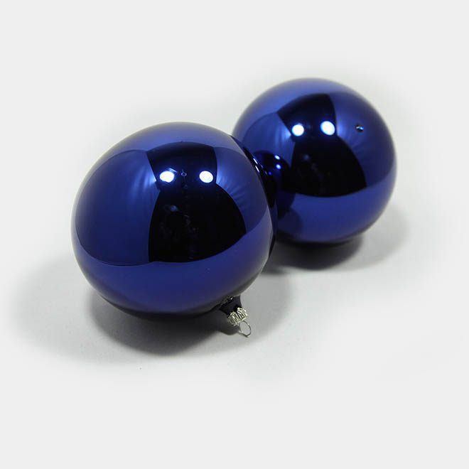 große, königsblaue Weihnachtsbaum-Kugeln
