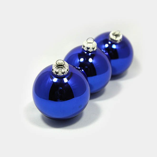 königsblaue, große Weihnachtsbaum-Kugeln aus Glas