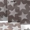 taupe-farbene Papier-Servietten mit Sternen